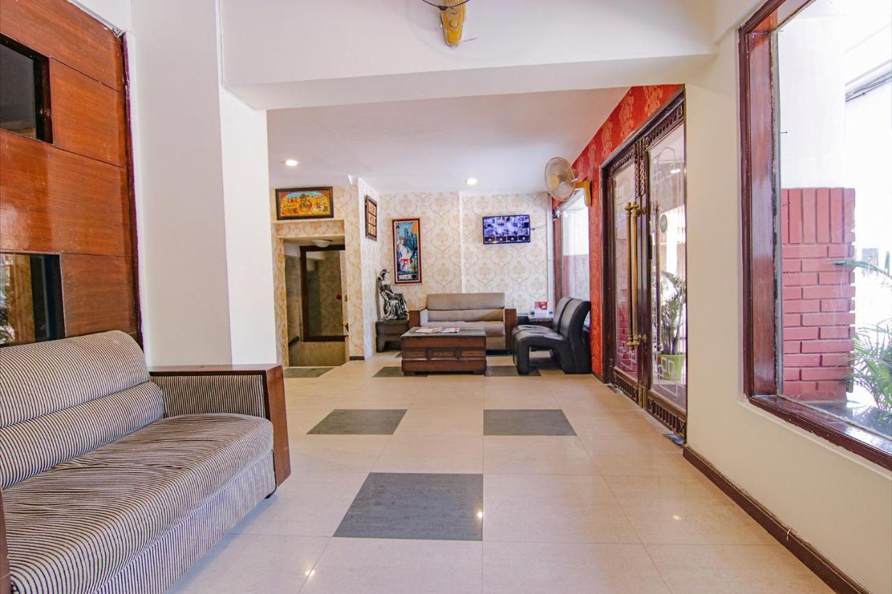 Fabhotel Town Pride Sohana Exterior photo